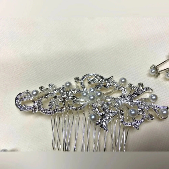 Beautiful Wedding Hair Pins & Bridal Hair Comb Set - Picture 8 of 11